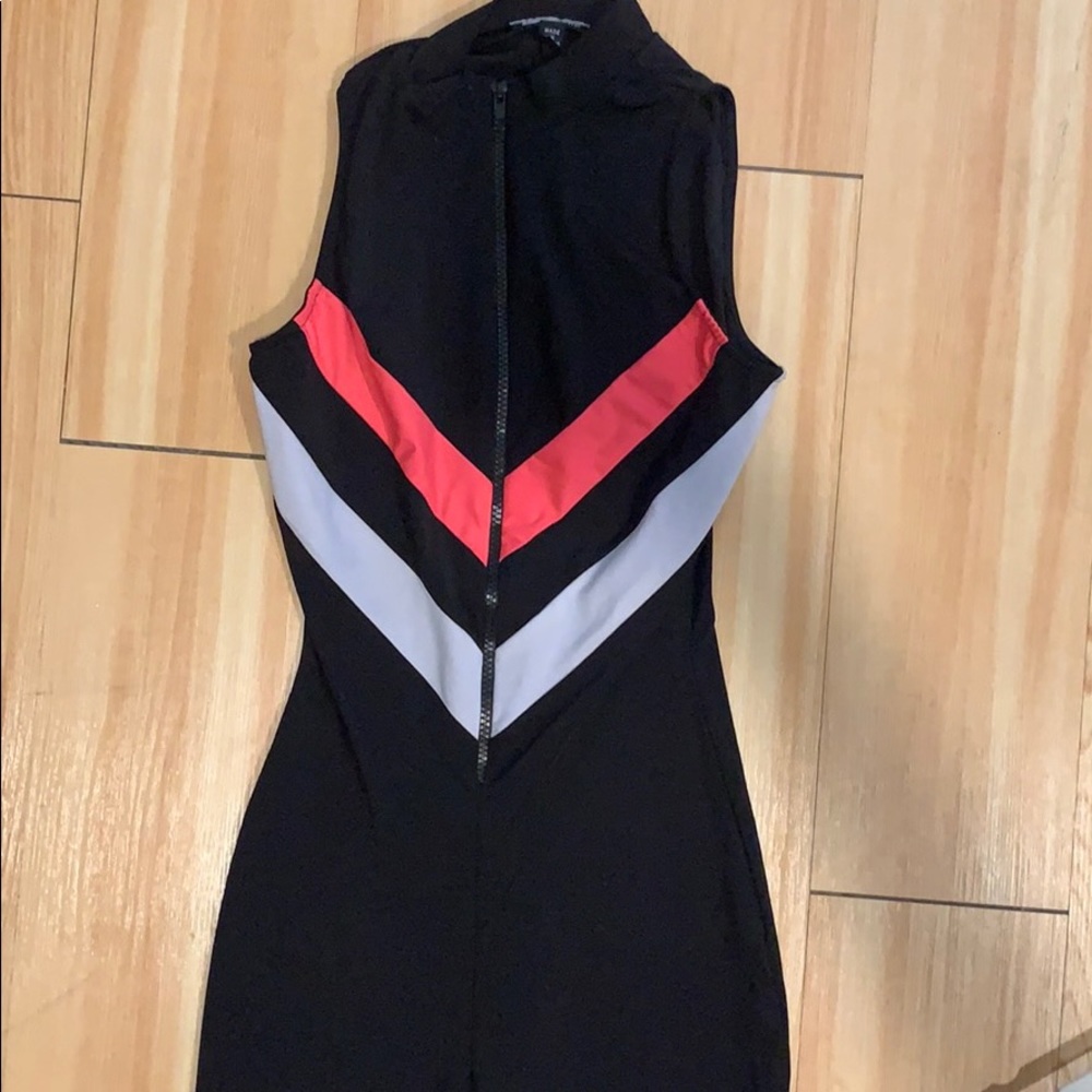 Black short jumper